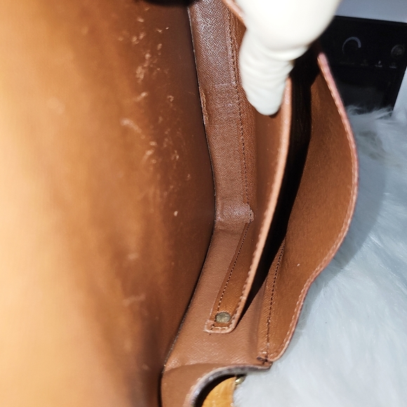 SOLD🔥Beautiful Condition 🔥 Authentic Louis Vuitton Cartouchiere MM - Picture 6 of 15